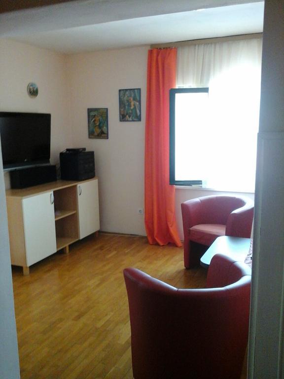 Apartments Tomovic Λομπάρδα Εξωτερικό φωτογραφία