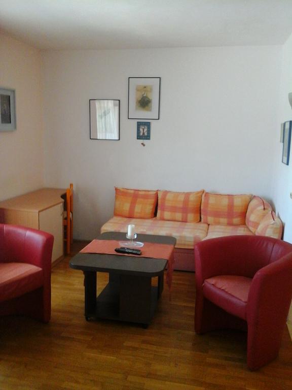 Apartments Tomovic Λομπάρδα Εξωτερικό φωτογραφία