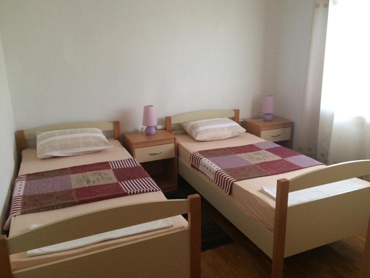 Apartments Tomovic Λομπάρδα Εξωτερικό φωτογραφία